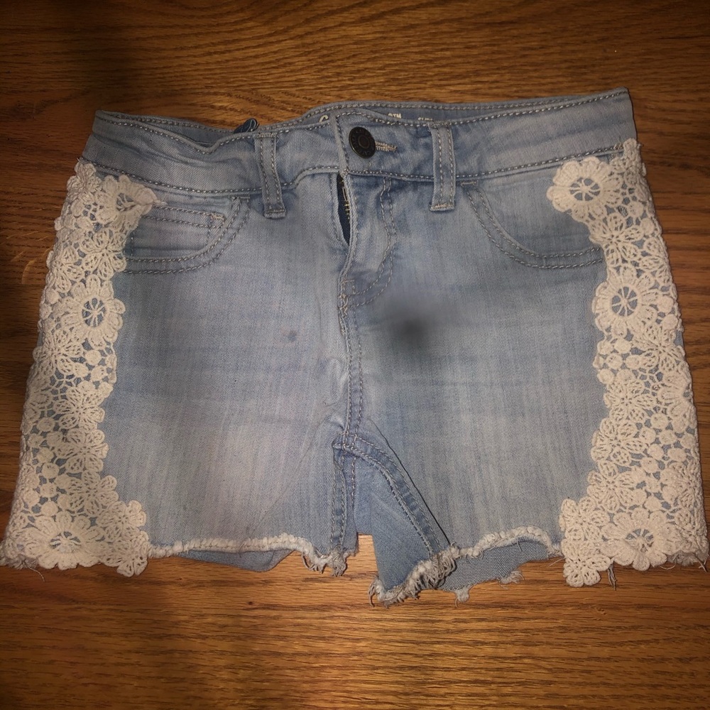 Cat and Jack shorts with lace detail